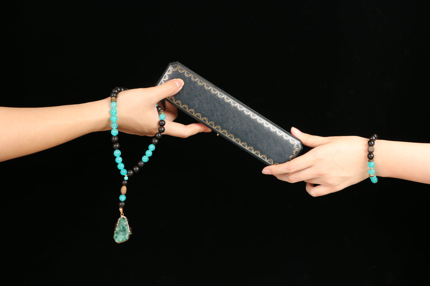 Skyline Tasbih & Bracelet Set